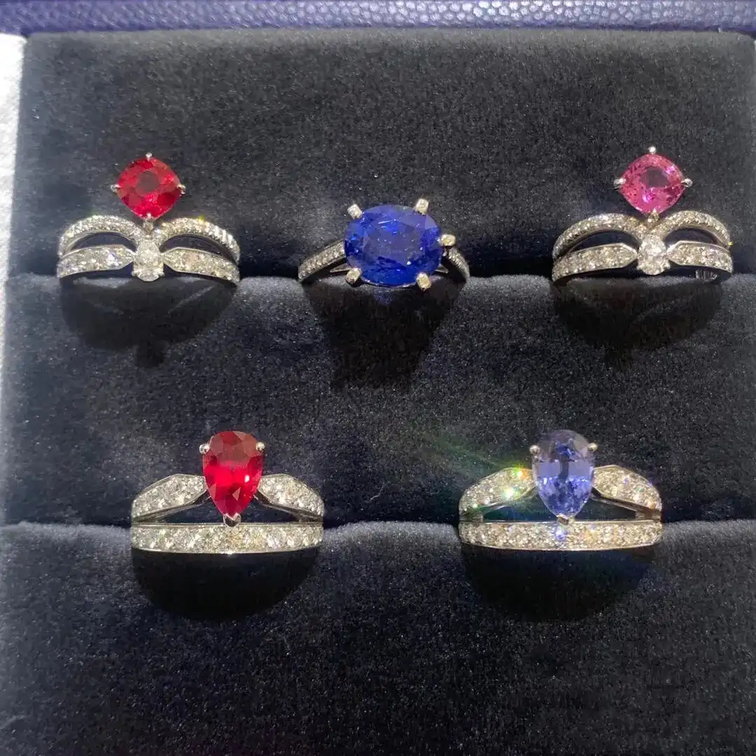 玫瑰金蛇骨链图片展示