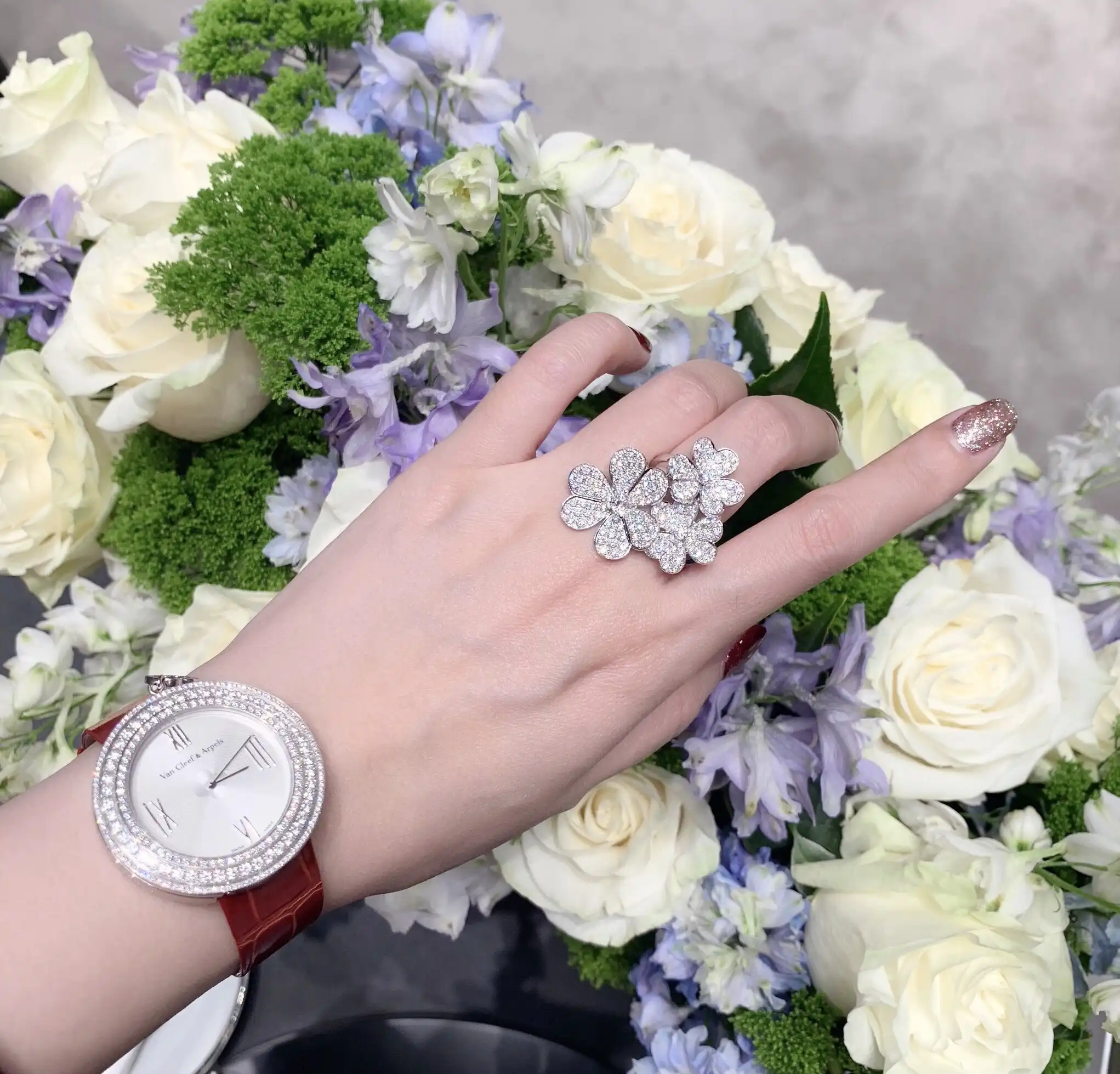 玫瑰金蛇骨链图片展示